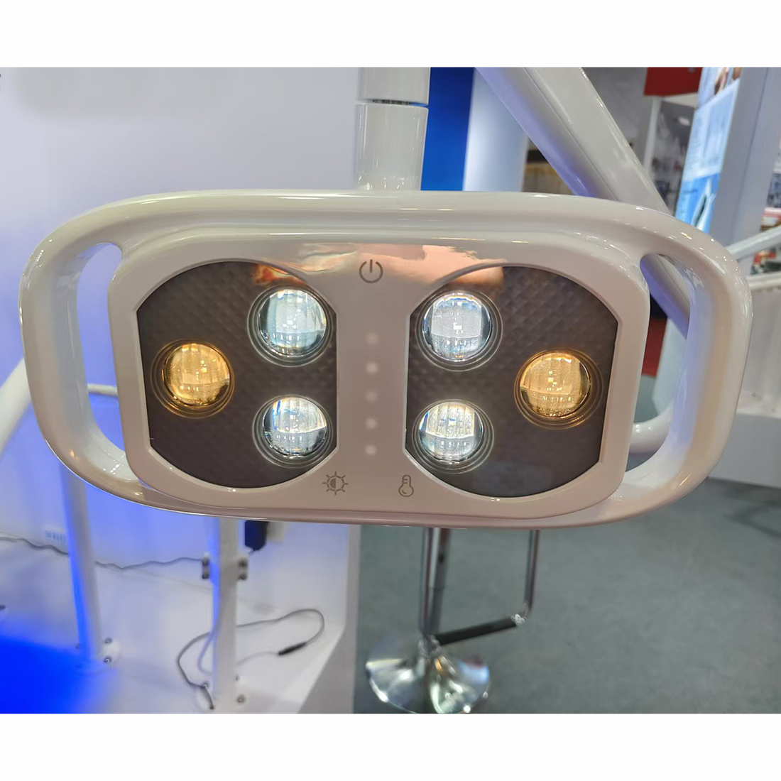 Lampu Operasi Mulut Gigi 6LED  - Teeth Whitening With Light ulasan dan harga